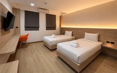 Twin room main